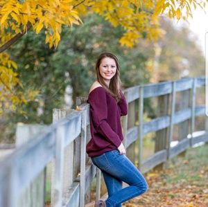 Meet your Posher, Elizabeth